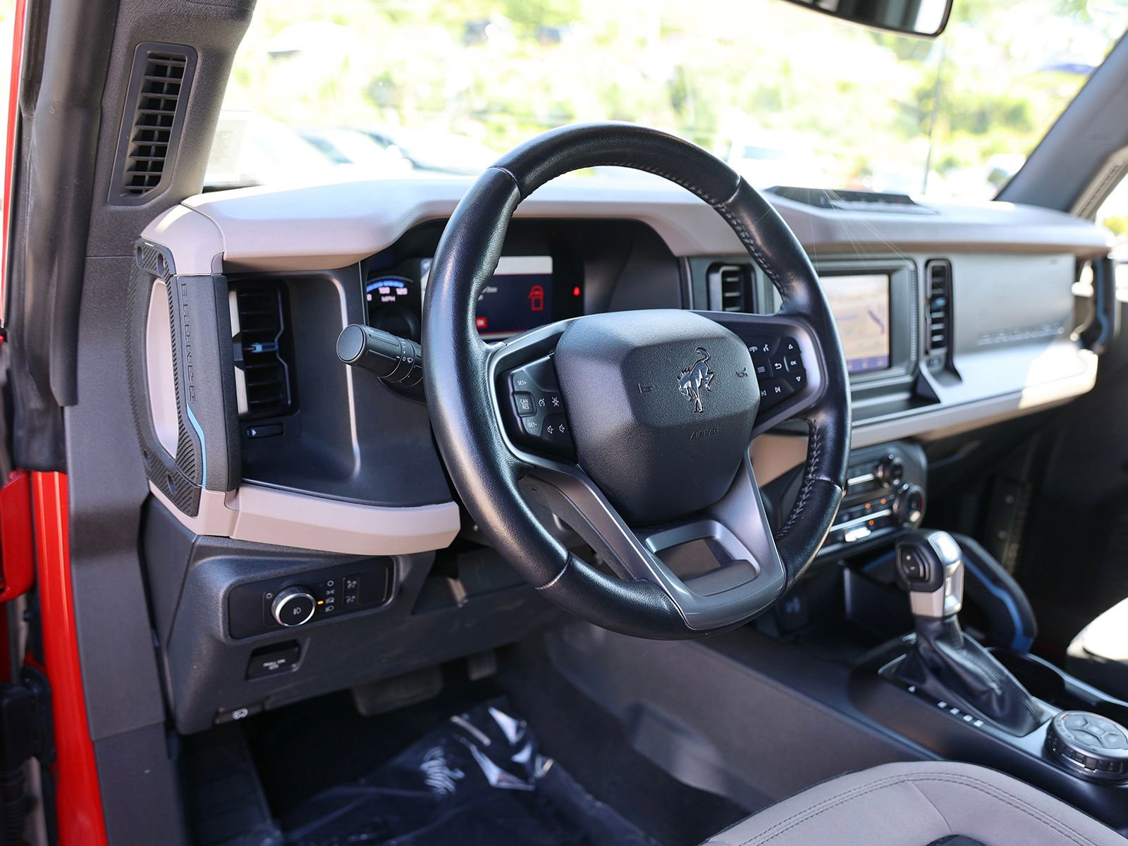 Used 2022 Ford Bronco Wildtrak AWD/4WD image 18