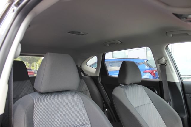 Used 2025 Kia Seltos LX AWD/4WD image 32