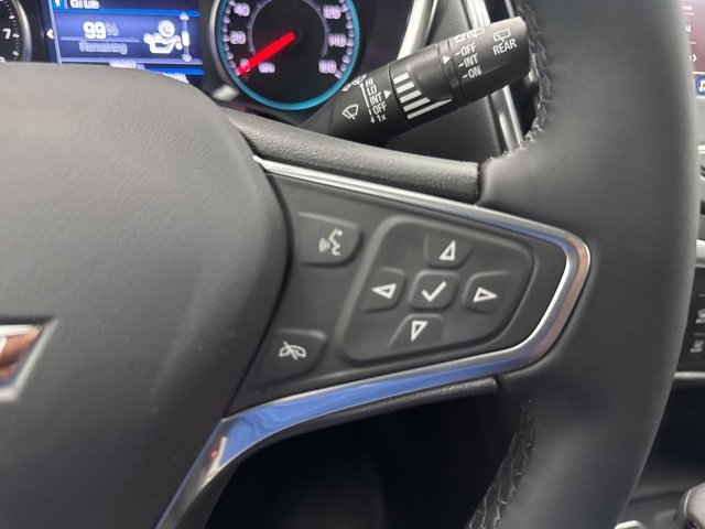 Used 2023 Chevrolet Equinox LT w/ Driver Convenience Package image 12