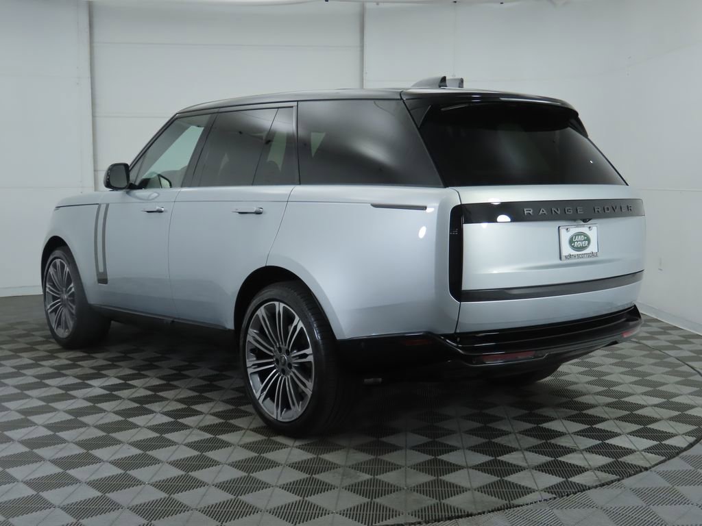 New 2025 Land Rover Range Rover SE image 7