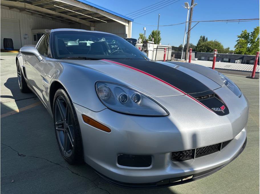 Used 2007 Chevrolet Corvette Z06 w/ Preferred Equipment Group RWD image 3