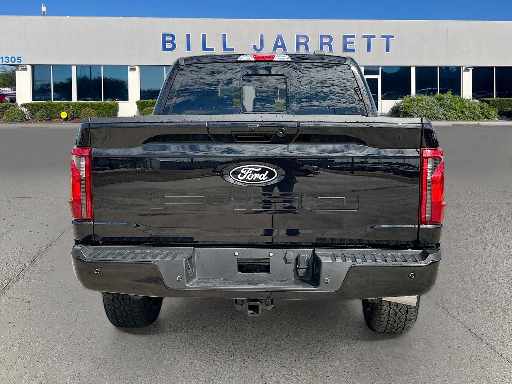 New 2026 Ford F150 XLT w/ Equipment Group 302A MID image 5