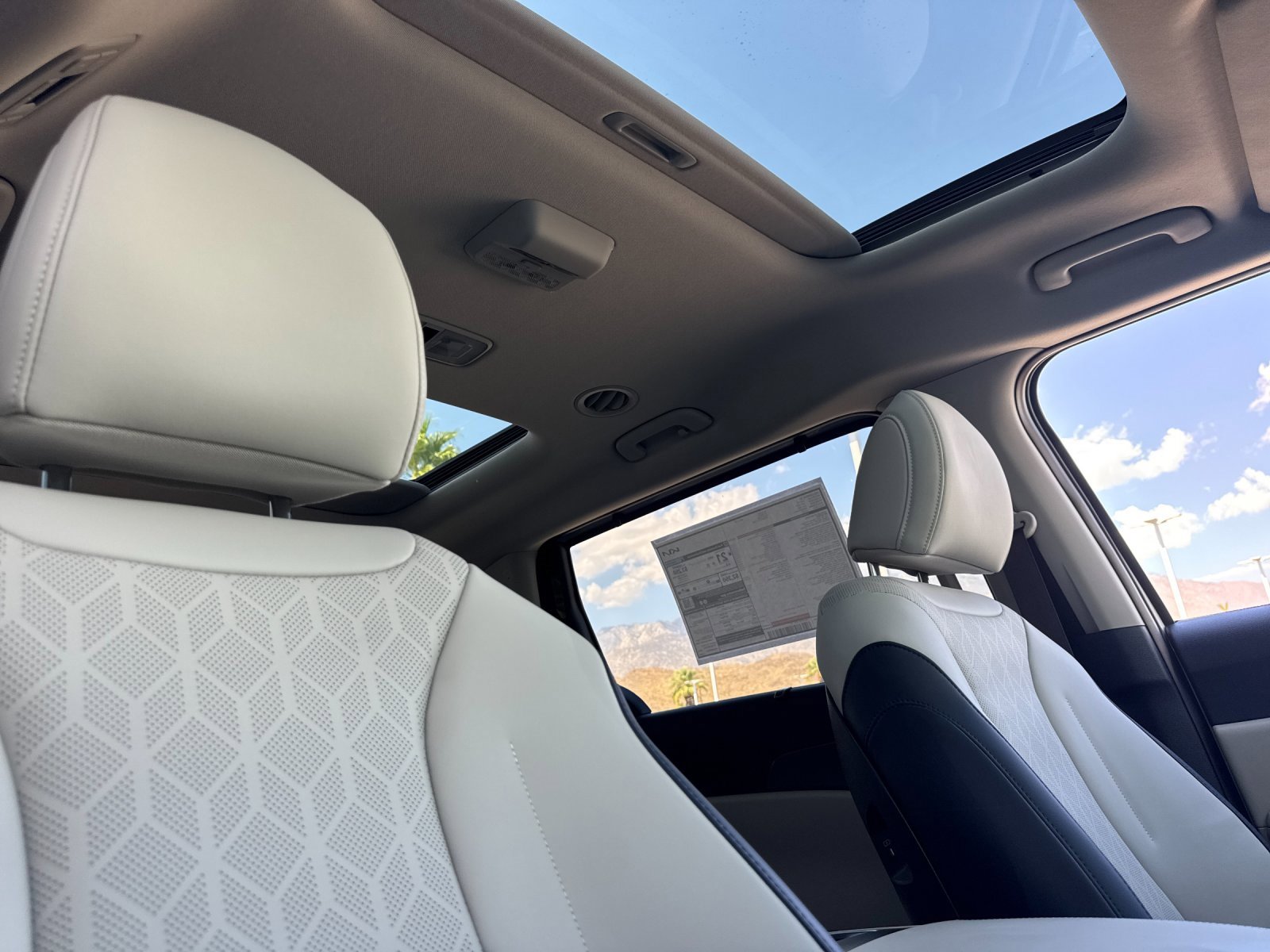 New 2026 Kia Carnival SX image 19