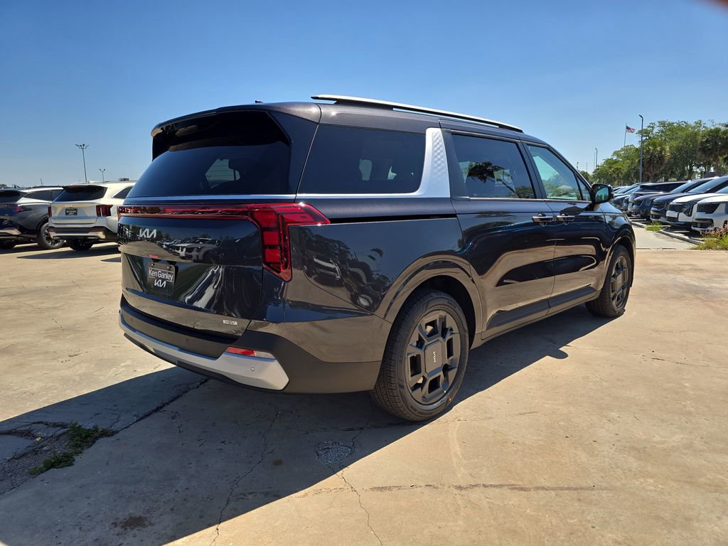 New 2026 Kia Carnival EX FWD image 8