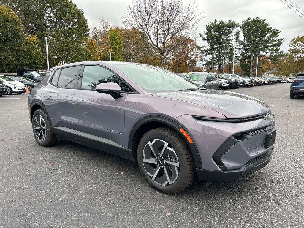 New 2026 Chevrolet Equinox EV LT video 1