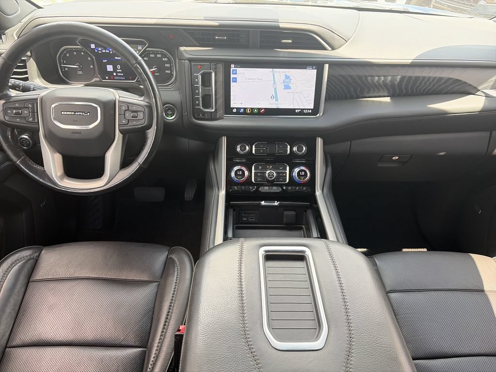Used 2021 GMC Yukon XL Denali AWD/4WD image 13
