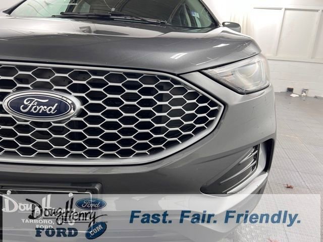 Used 2024 Ford Edge SEL image 13