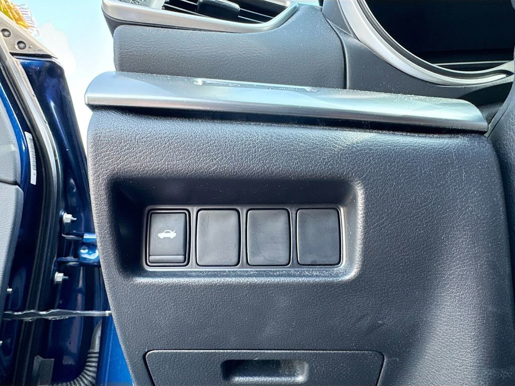 Used 2019 Nissan Maxima 3.5 SV w/ Floor Mat Group FWD image 23