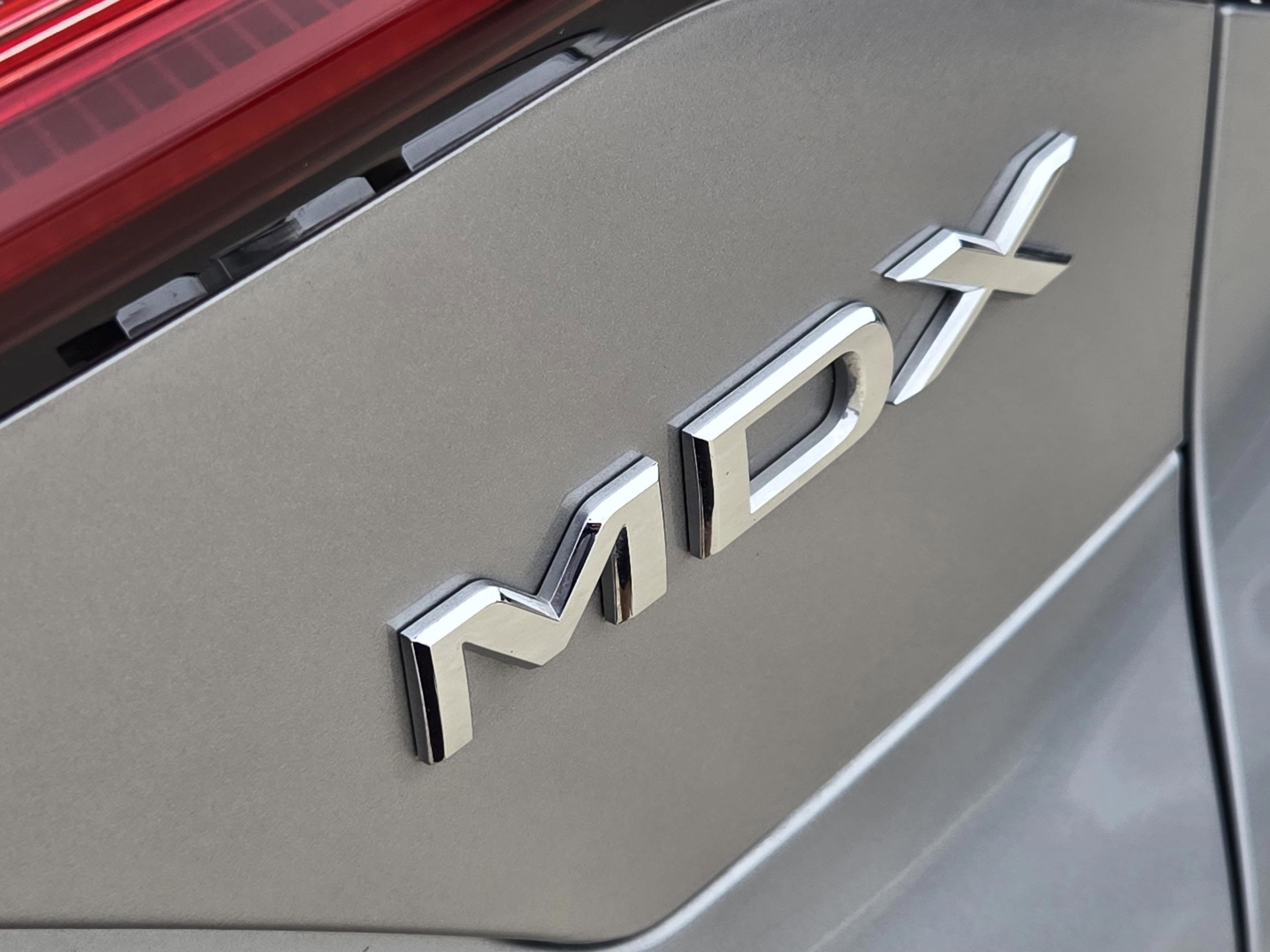 Certified 2023 Acura MDX FWD w/ Technology Package image 27