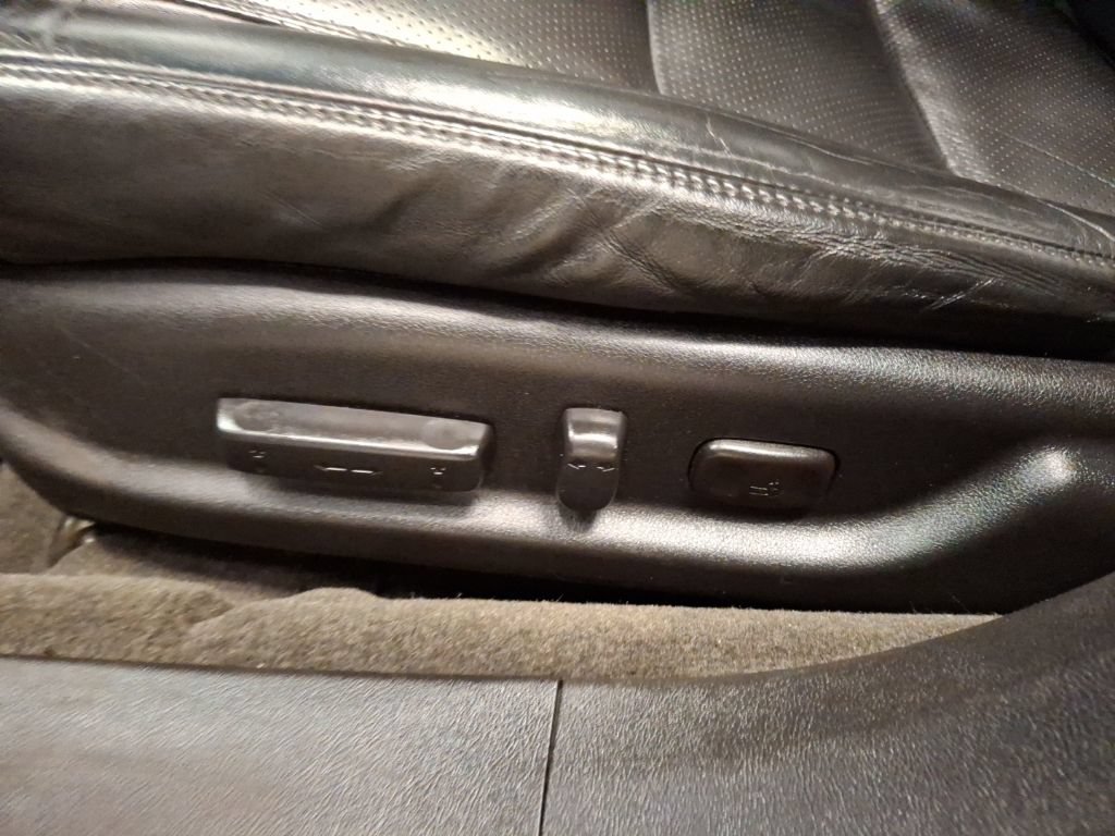 Used 2012 Acura TL w/ Technology Package FWD image 15