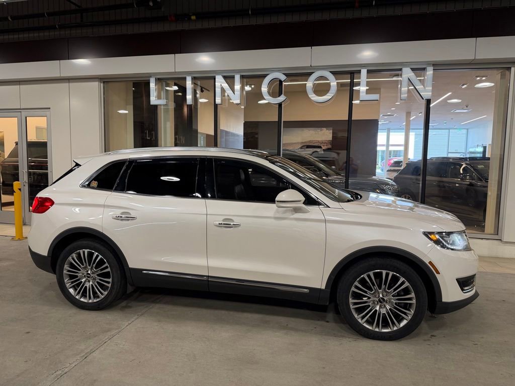 Used 2017 Lincoln MKX Reserve w/ Lincoln MKX Climate Package image 5