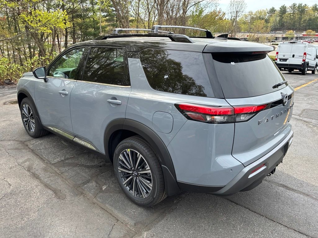 New 2026 Nissan Pathfinder Platinum AWD/4WD image 5
