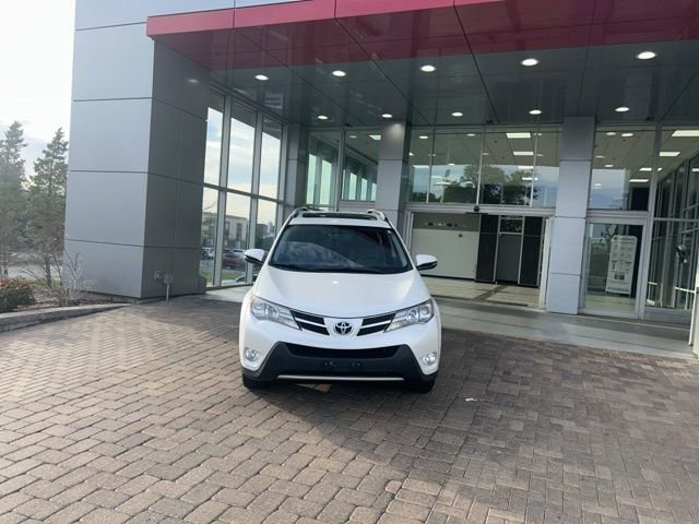 Used 2013 Toyota RAV4 Limited AWD/4WD image 2
