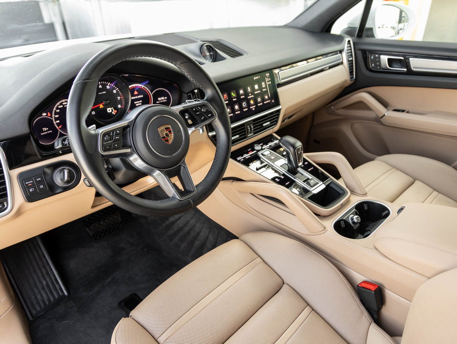 Certified 2023 Porsche Cayenne Platinum Edition AWD/4WD image 4