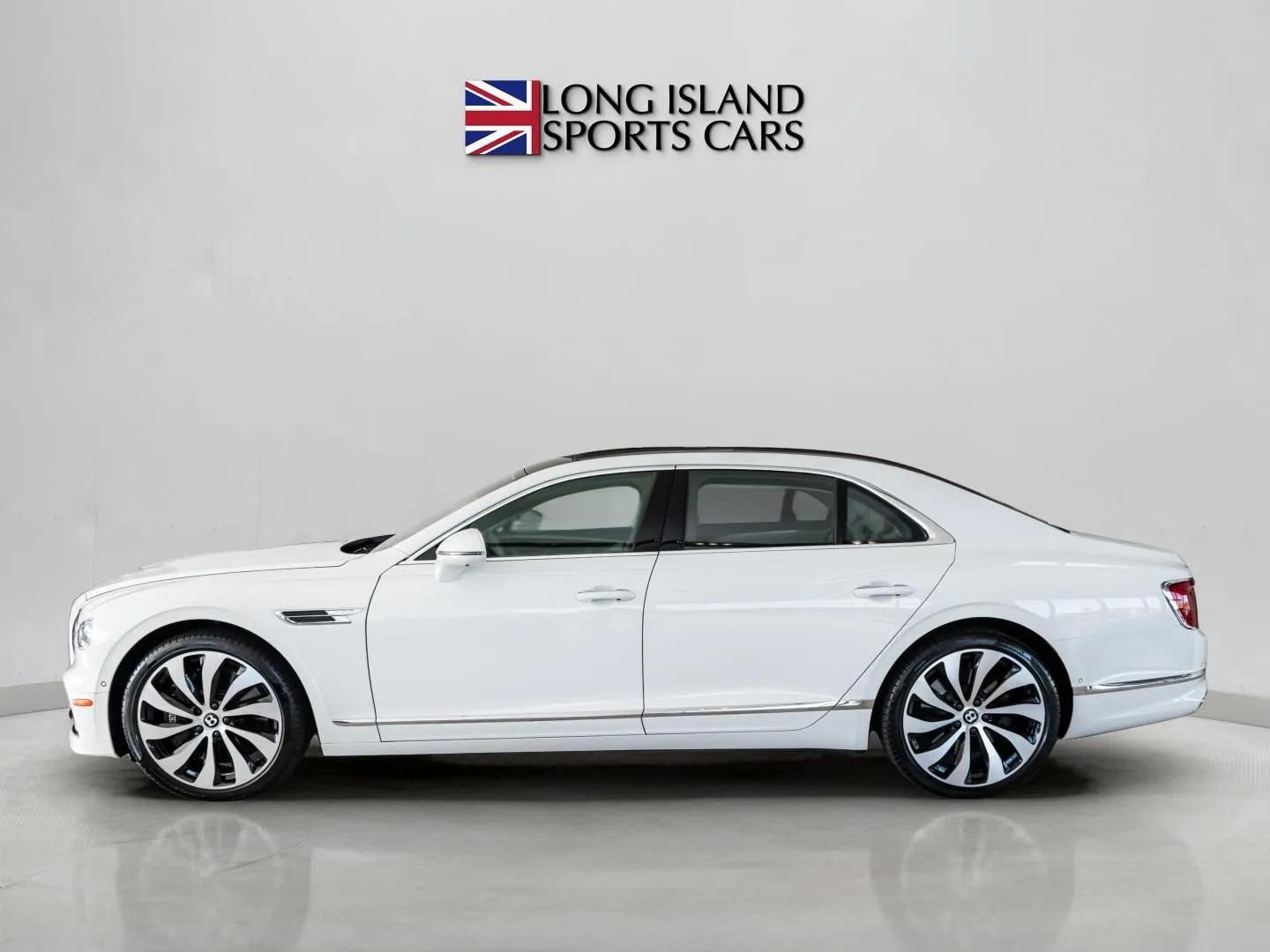 Used 2023 Bentley Flying Spur Azure AWD/4WD image 7