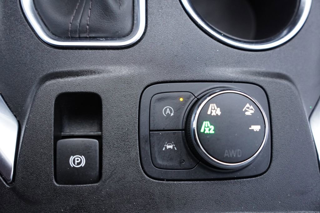 Certified 2023 Chevrolet Traverse High Country image 34