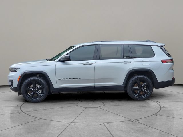 Certified 2024 Jeep Grand Cherokee L Laredo AWD/4WD image 9