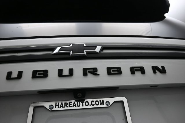 Used 2024 Chevrolet Suburban RST w/ Luxury Package AWD/4WD image 27