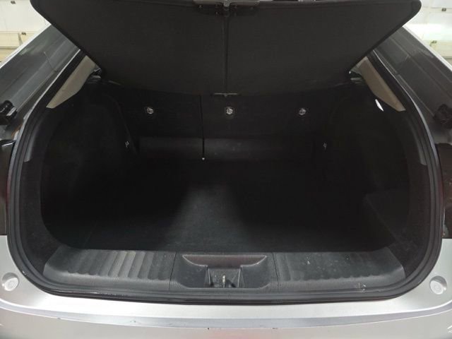 Used 2024 Toyota Prius LE image 17