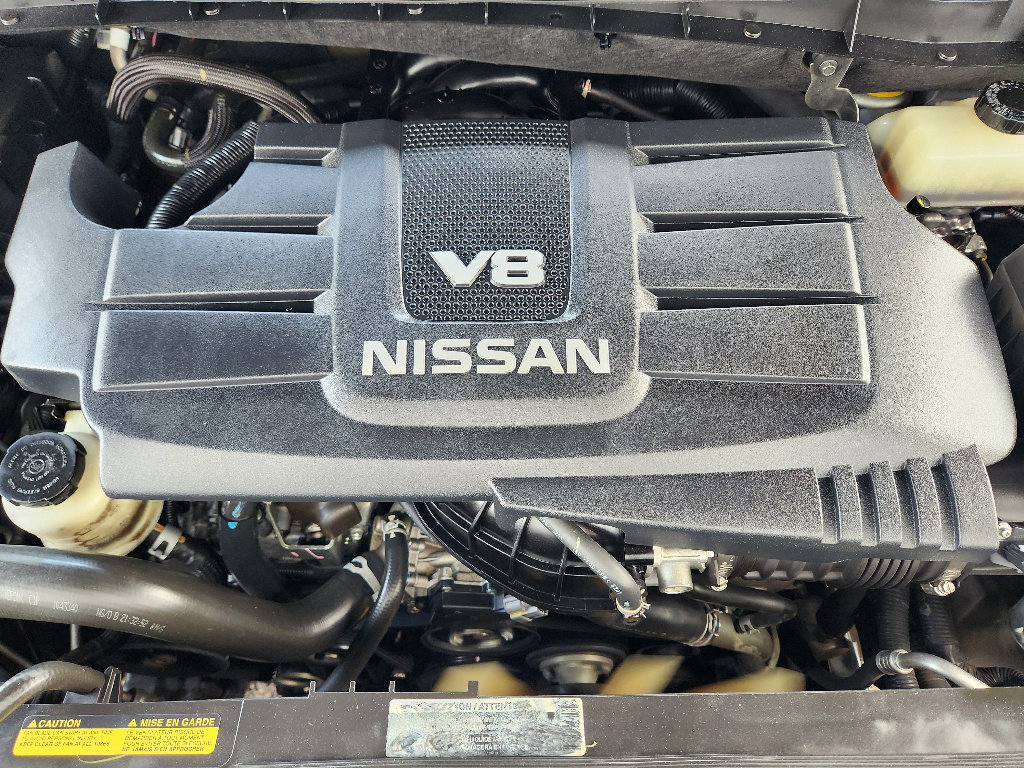 Used 2017 Nissan Titan SL image 29