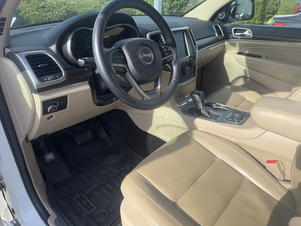 Used 2018 Jeep Grand Cherokee Limited image 12