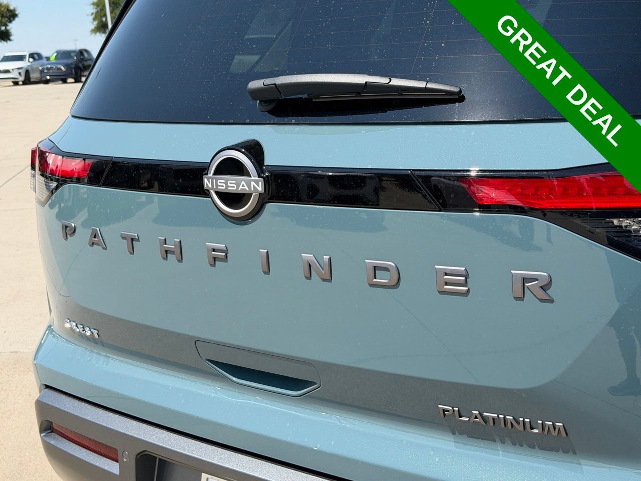 Used 2026 Nissan Pathfinder Platinum w/ Cargo Package FWD image 9