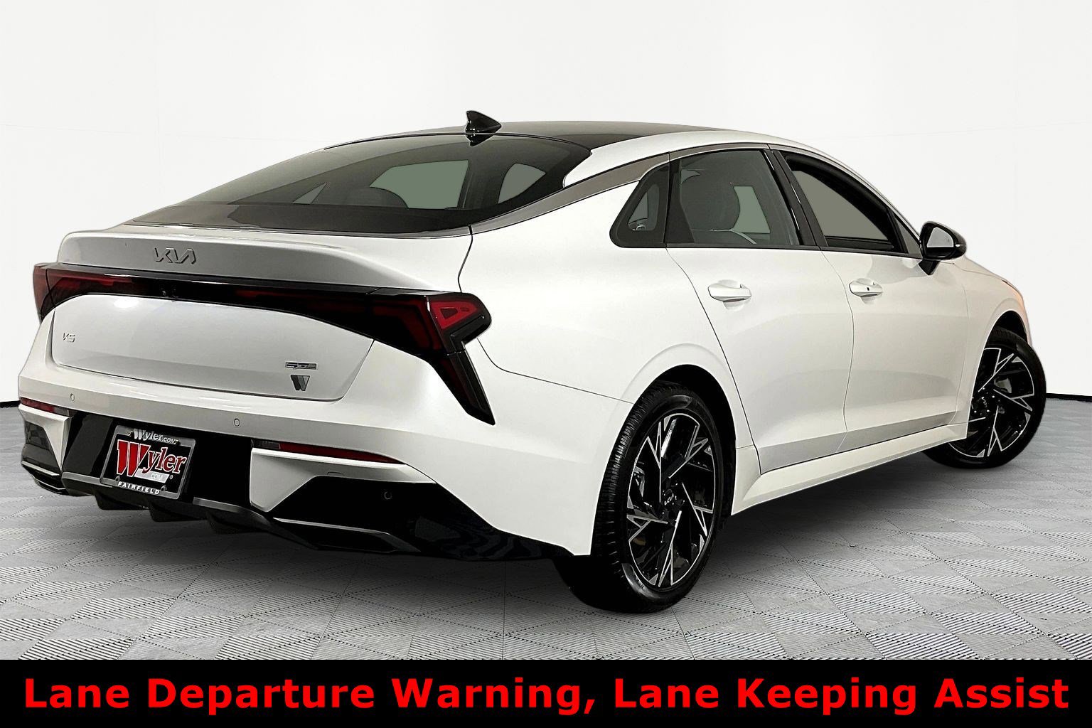 Used 2025 Kia K5 GT-Line w/ GT-Line Premium Package AWD/4WD image 6