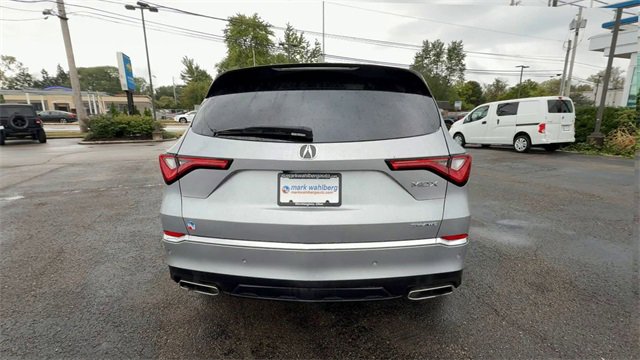 Used 2023 Acura MDX SH-AWD w/ Technology Package image 7