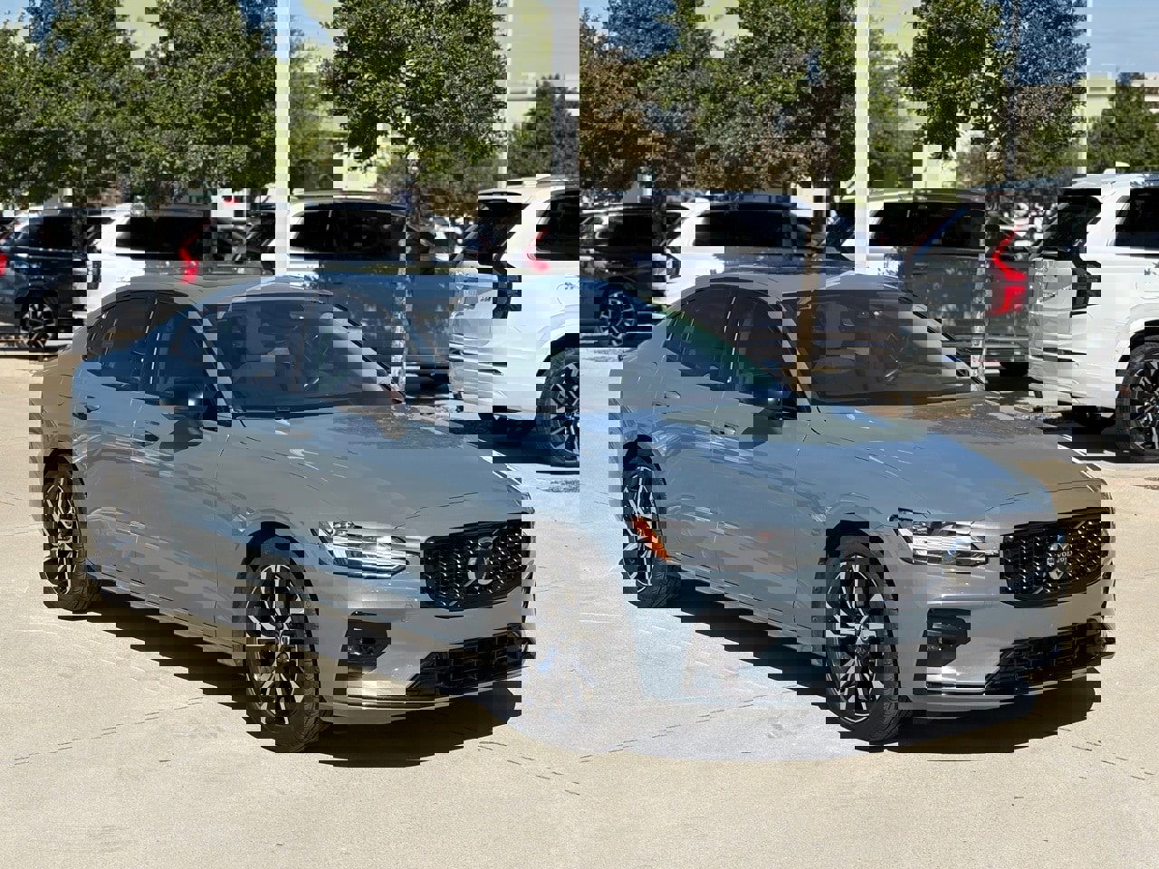 Certified 2023 Volvo S60 B5 Plus image 5