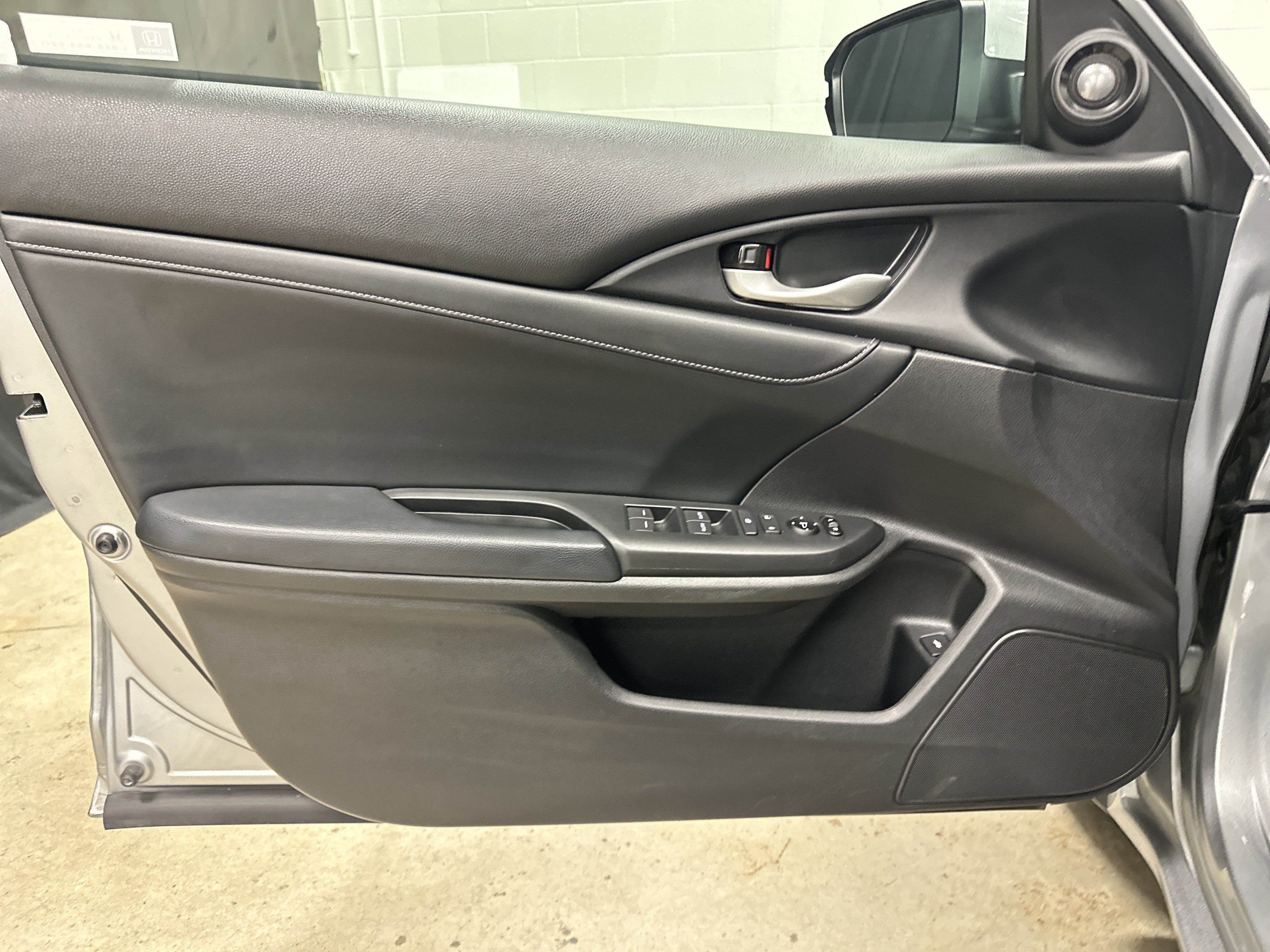 Used 2019 Honda Insight Touring image 14