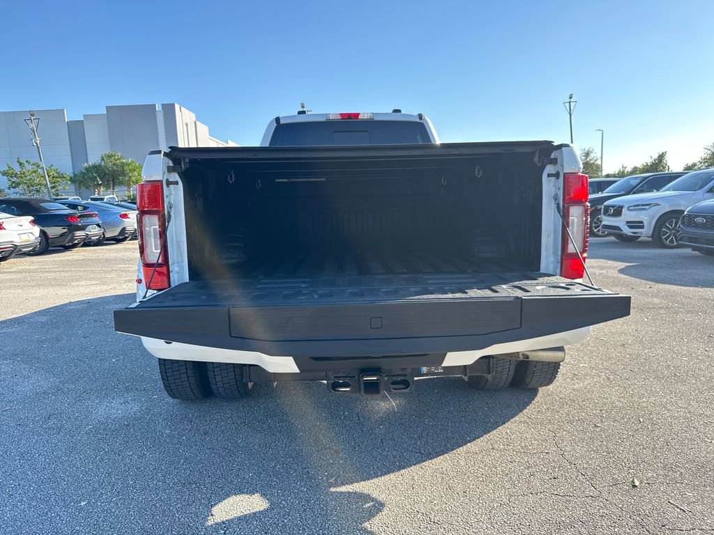 Certified 2022 Ford F450 Platinum w/ FX4 Off-Road Package image 33