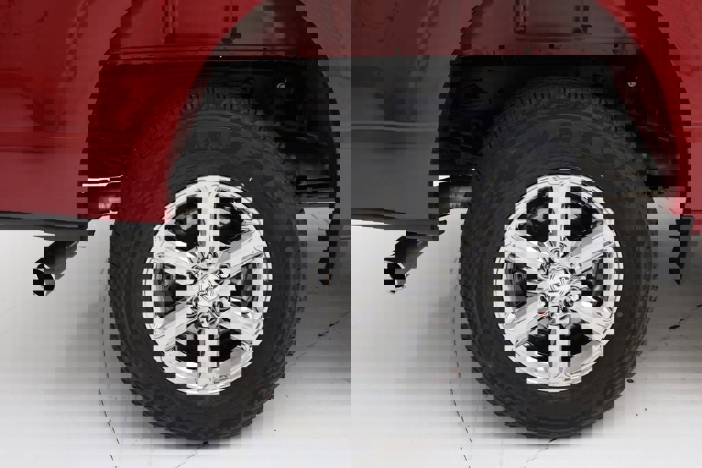 Used 2024 Ford F150 XLT w/ Equipment Group 302A MID image 14