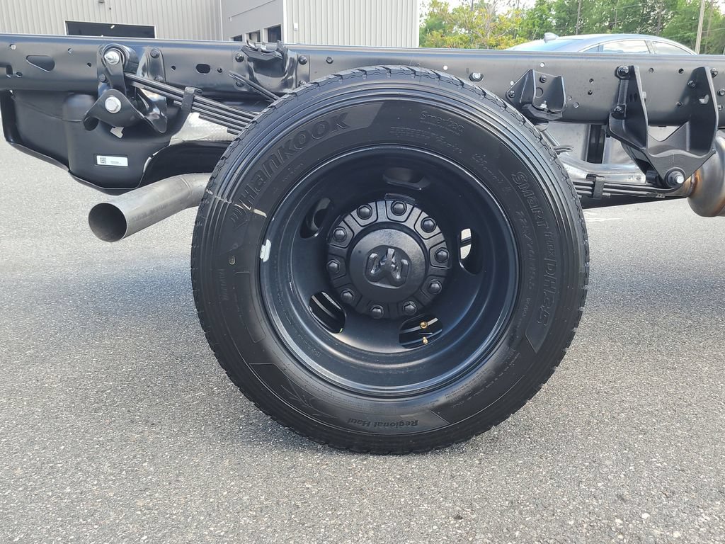 New 2026 RAM 5500 Tradesman AWD/4WD image 6