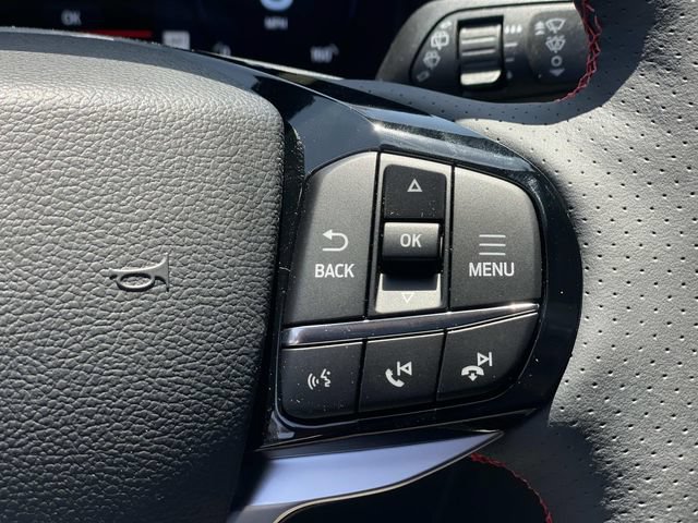 New 2026 Ford Explorer ST-Line w/ ST-Line Street Pack AWD/4WD image 9
