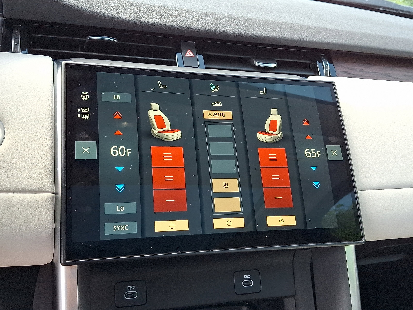 Used 2025 Land Rover Discovery Sport S image 18