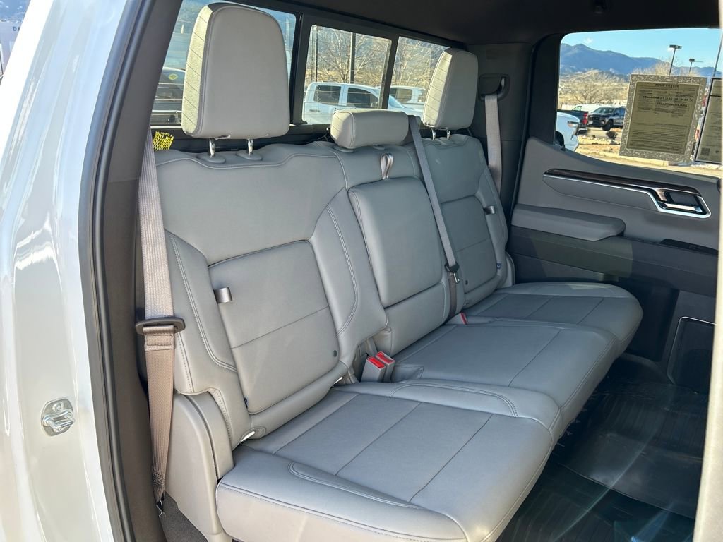 Used 2025 Chevrolet Silverado 1500 LT w/ Z71 Off-Road Package image 24