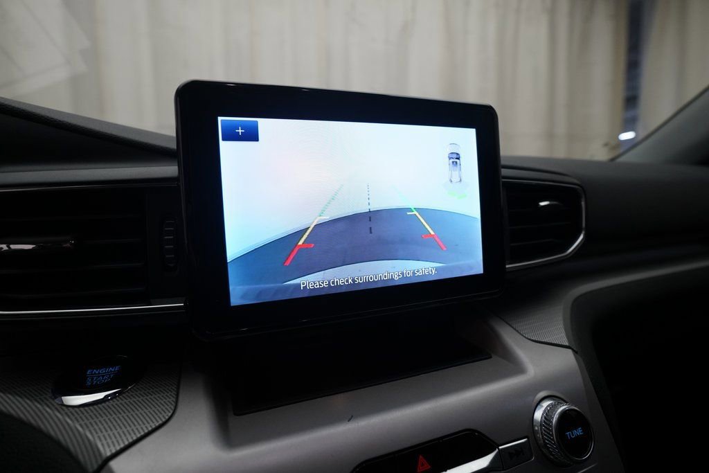 Used 2023 Ford Explorer XLT w/ Equipment Group 202A image 21