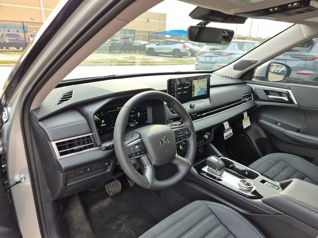 New 2026 Mitsubishi Outlander SE image 26