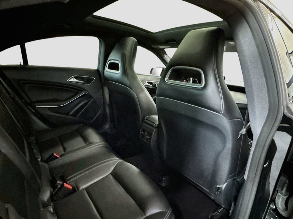 Used 2018 Mercedes-Benz CLA 250 image 32