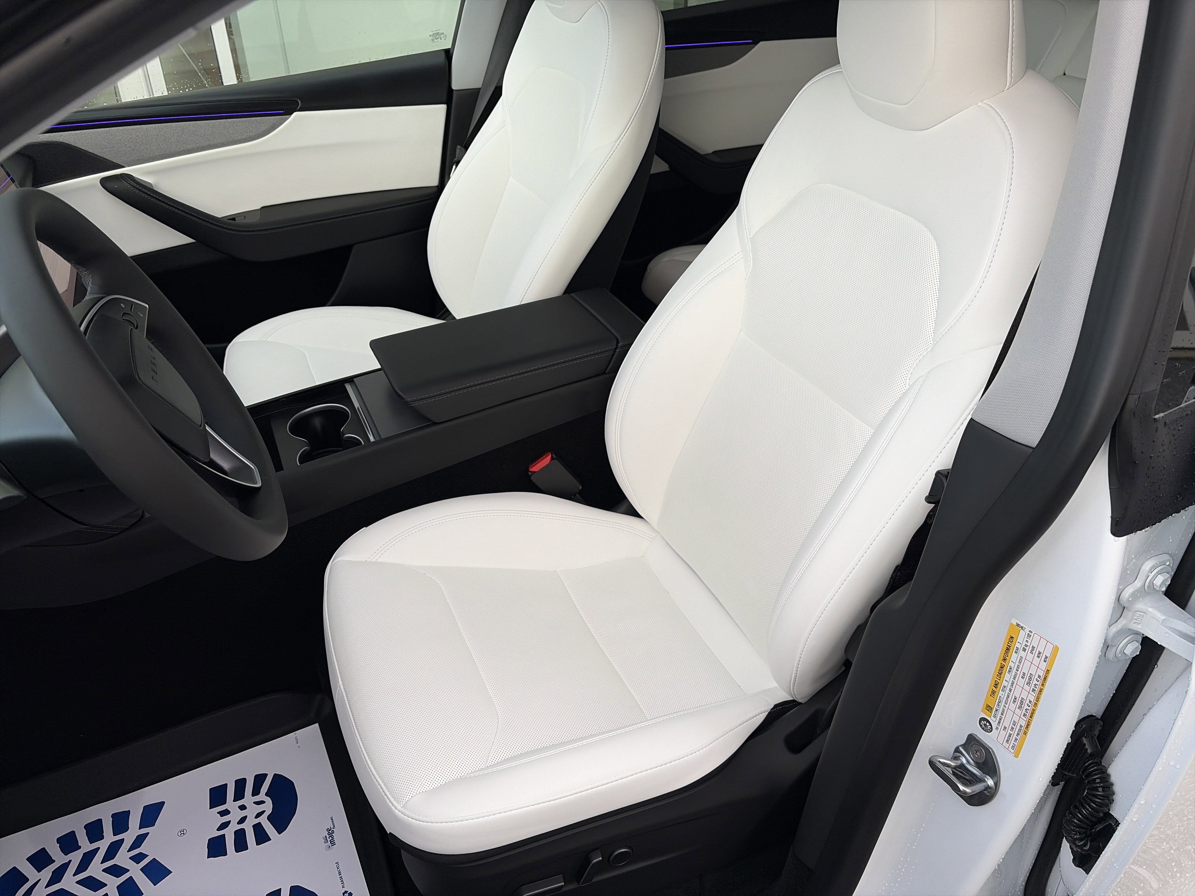 Used 2026 Tesla Model Y image 18