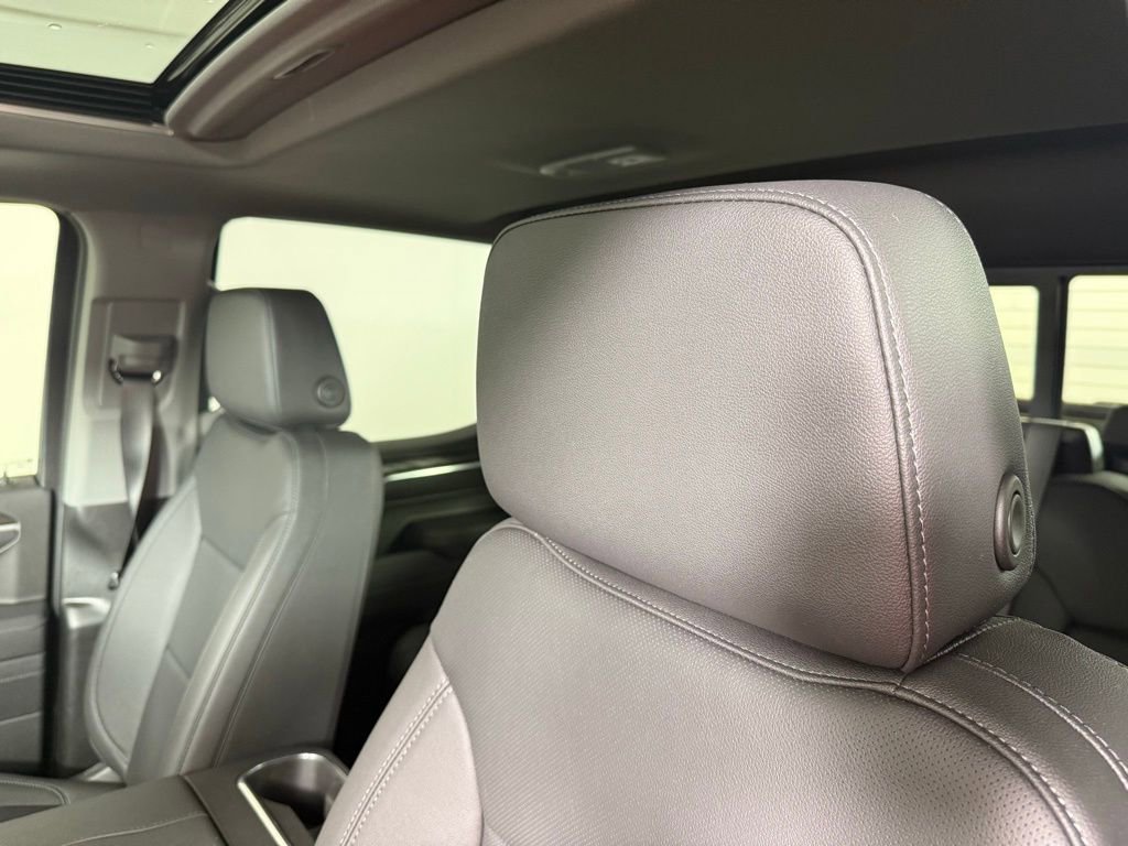 New 2025 GMC Sierra 1500 SLT w/ SLT Premium Package image 14