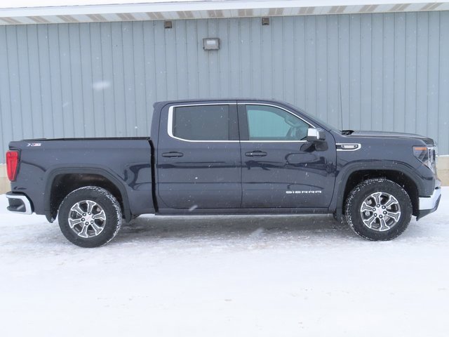 New 2026 GMC Sierra 1500 SLE w/ X31 Off-Road Package image 2