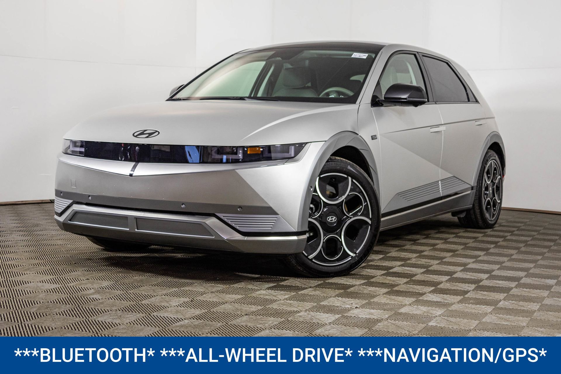 Used 2024 Hyundai Ioniq 5 Limited image 2