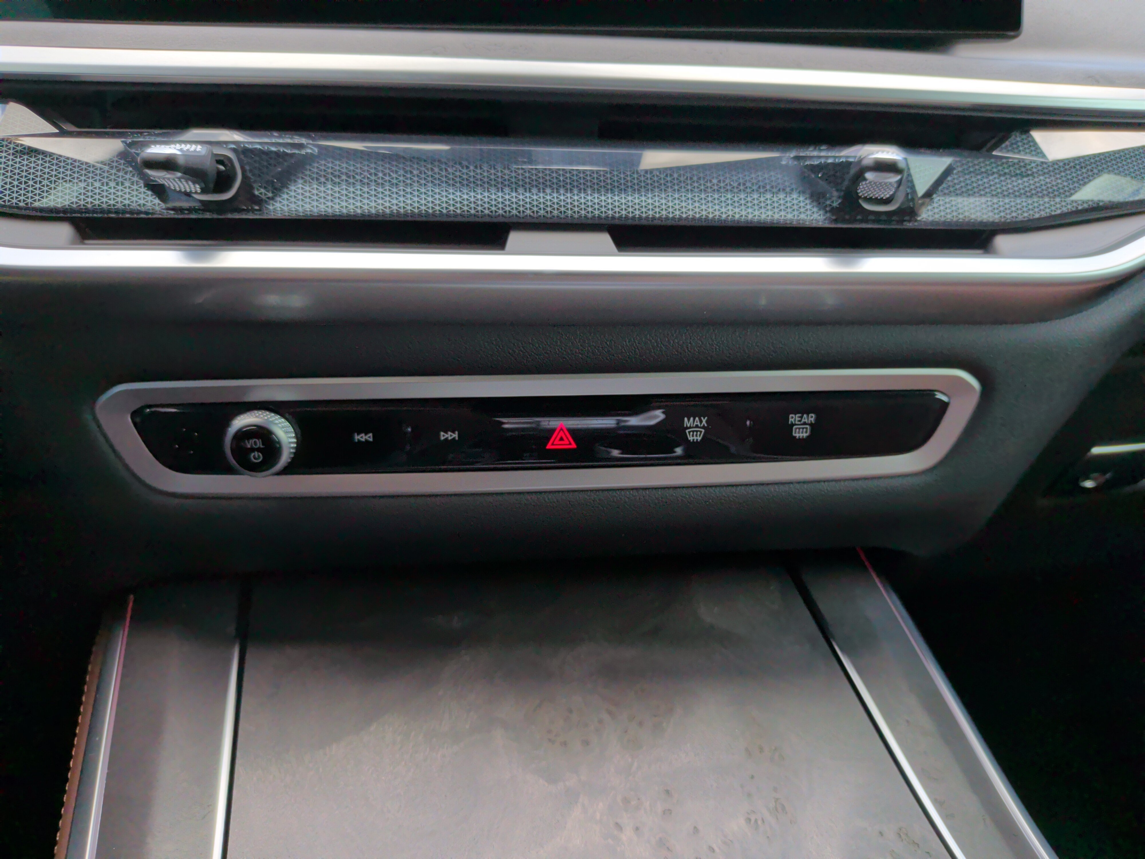 Certified 2026 BMW X5 xDrive40i w/ M Sport Package AWD/4WD image 19