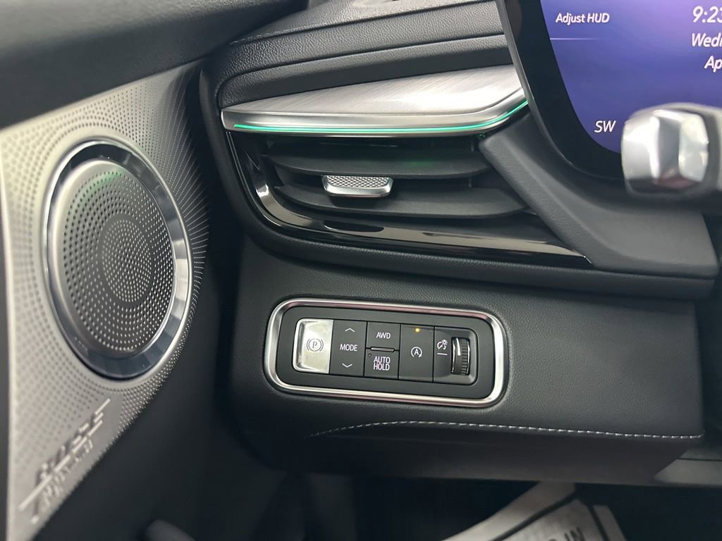 New 2026 Buick Enclave Avenir image 36