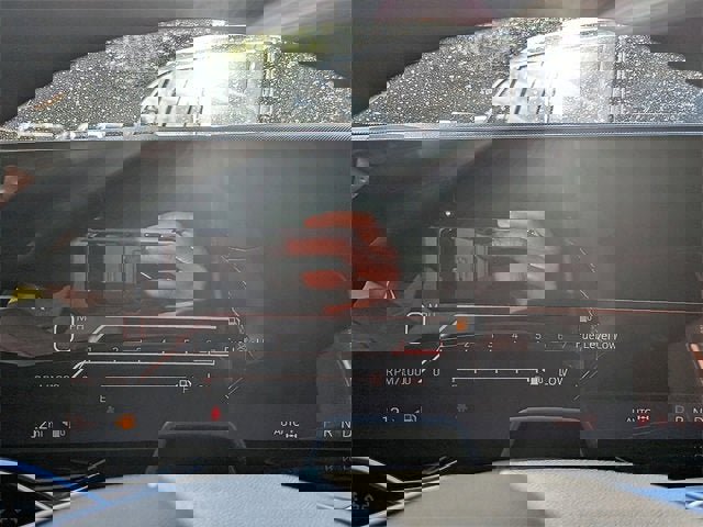 New 2025 Cadillac Escalade ESV Sport w/ Touring Package image 32