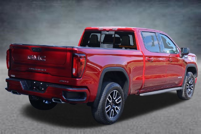 Used 2025 GMC Sierra 1500 AT4 w/ AT4 Premium Package AWD/4WD image 3