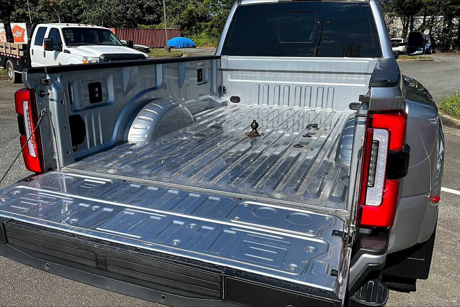 Used 2024 Ford F450 Limited image 64