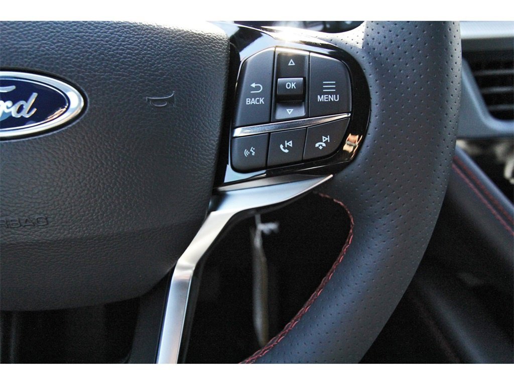 Used 2025 Ford Explorer ST-Line image 16