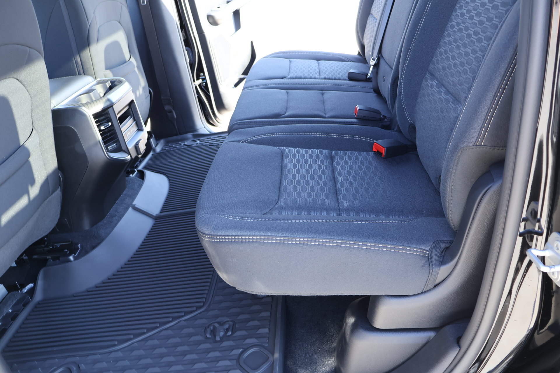 New 2026 RAM 1500 Big Horn AWD/4WD image 13